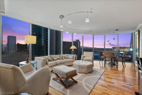 Luxury High-Rise Condo with Strip Views
