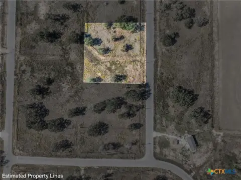 One-Acre Lot in Dale, Texas