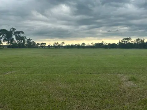 Commercial Land at Major Road Intersection