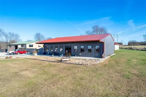 Retail Building with I-44 Frontage