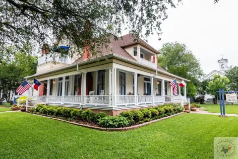 Historic Jefferson Bed and Breakfast