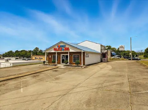 Commercial Space with High Visibility