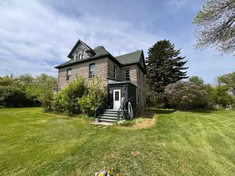 Historic Farmstead in Sheyenne River Valley