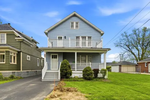 Traditional 1920s Duplex