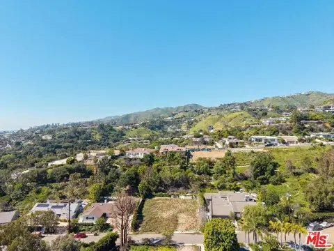 Pacific Palisades Vacant Land Parcel
