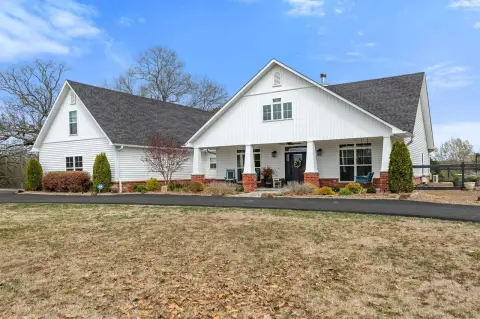 Ranch Estate with Creek Access