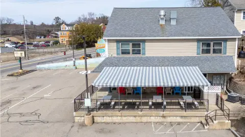 Seasonal Conventional Restaurant Business