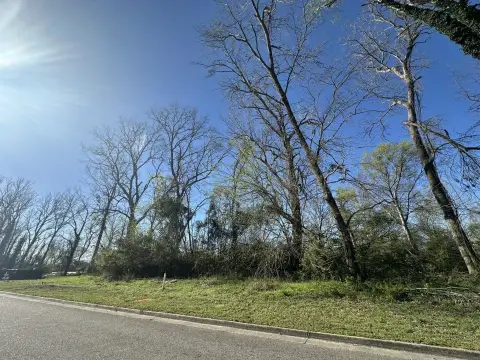 Estate Lot with River Views