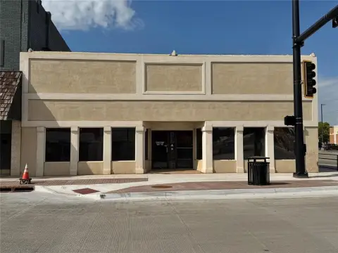 Flex Retail Building with Loading Dock