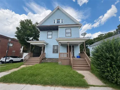 Six-Unit Apartment Building