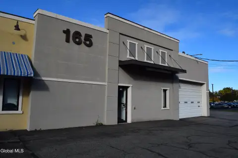 Flex Space with Heated Warehouse