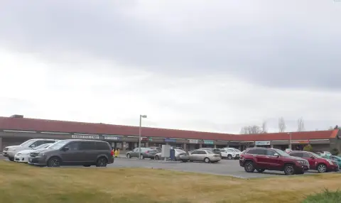 Retail Property with On-Site Parking