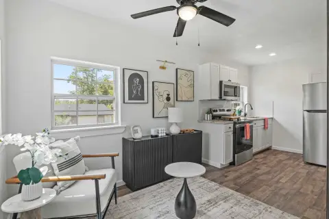 Renovated Duplex Near Florida A&M