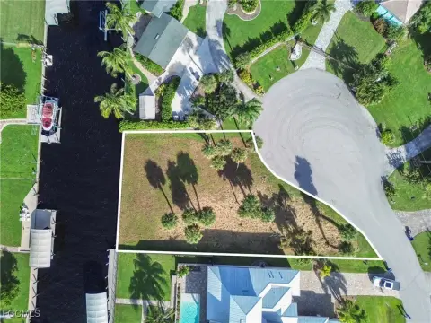 Waterfront Lot in Gulf Acres