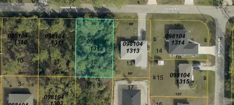Residential Land in North Port