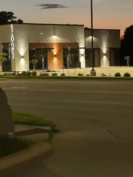 New Retail Space in Cedar Falls