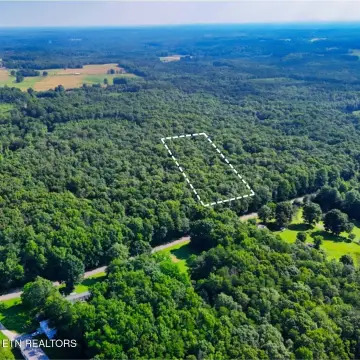Crossville Homestead Opportunity: 5.48 Acres