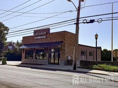 Freestanding Spa & Wellness Property