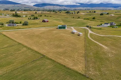 Land with 40x50 Shop and Studio