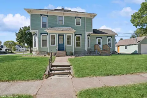 Waverly Duplex: Investment Opportunity