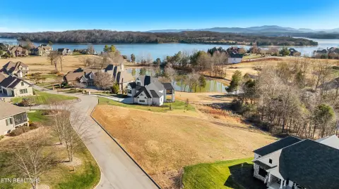 Vonore, TN Mountain-View Homesite