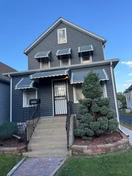 Multifamily Residence with Conversion Potential