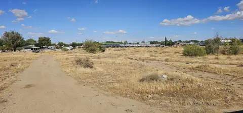 Palmdale Land Near High School