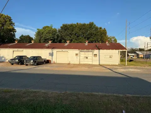 Flex Space with Garage Bay