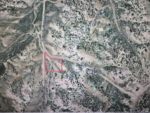 Private Lot with Amazing Views