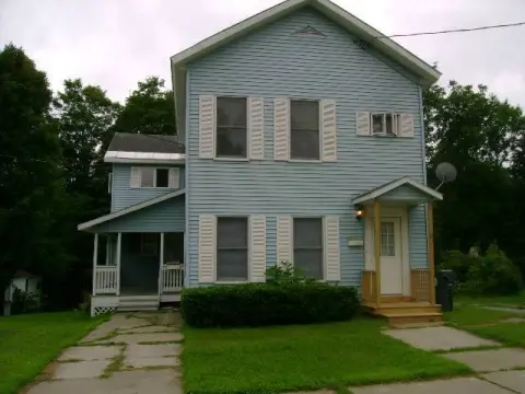 Charming Multi-Unit Investment Opportunity