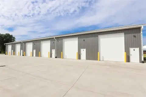 Climate-Controlled Flex Suites