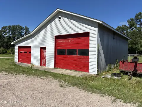 Two-Bay Flex Space