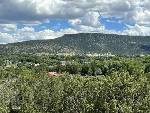 Secluded Land with Scenic Views