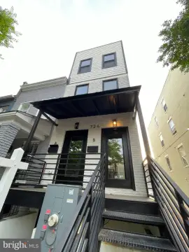 Renovated 2-Unit End Building