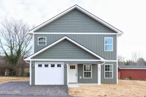New Construction Duplex in Maryville