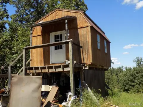 Arcadia Hunting Land with Cabin