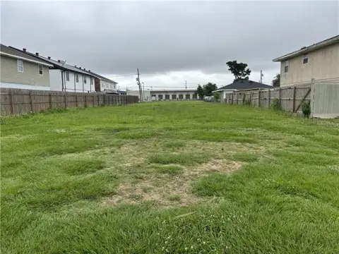 Kenner Land Near Veterans