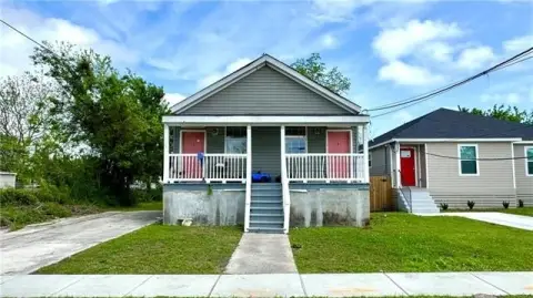 Income-Producing New Orleans Duplex