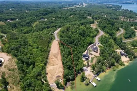 Lakefront Gated Community Lot