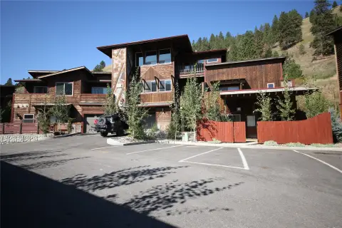 Three-Unit Townhome Triplex