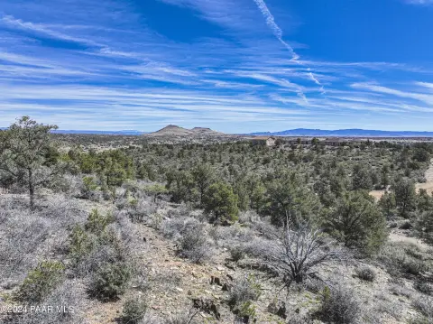 Private Acreage Near Granite Mountain