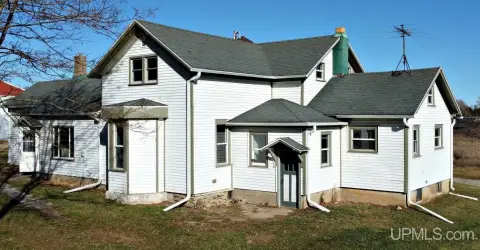 Menominee Hobby Farm with Cultivation