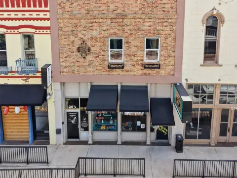 Mixed-Use Property with Restaurant Space