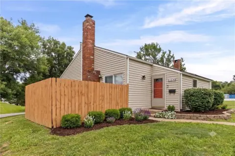 Duplex with Finished Lower Level