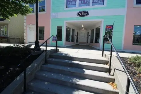 Mixed-Use Retail Building