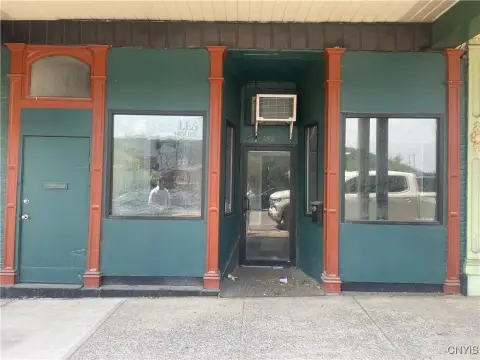Three-Level Mixed-Use Property