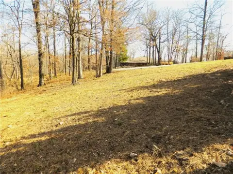 Residential Lot Near Beaver Lake