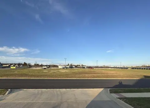 Commercial Land