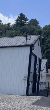 Metal Flex Building with Garages