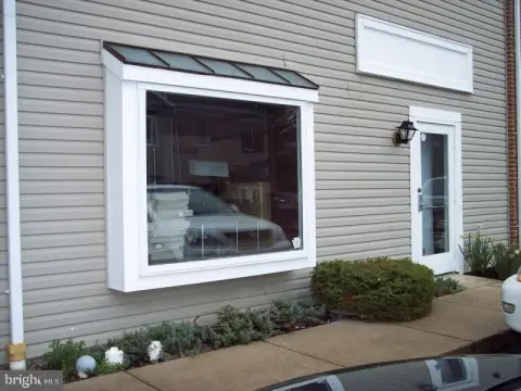 Retail/Office Space Near Campus